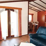 Casa vacanze 2 Bedroom Cozy In