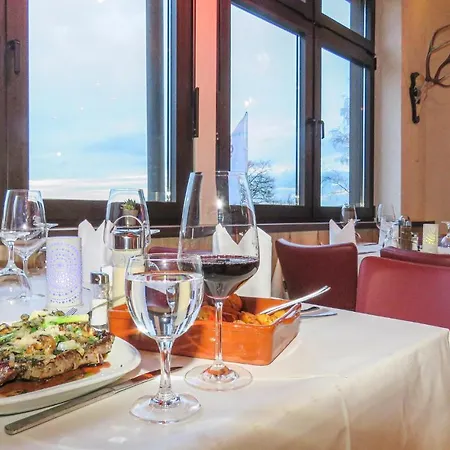 2 Bedroom Cozy In * غيرولشتاين