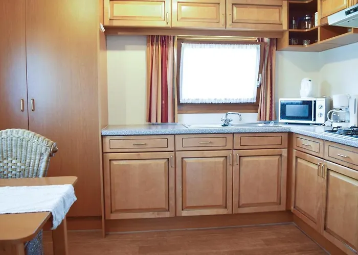 Dom wakacyjny 2 Bedroom Cozy In