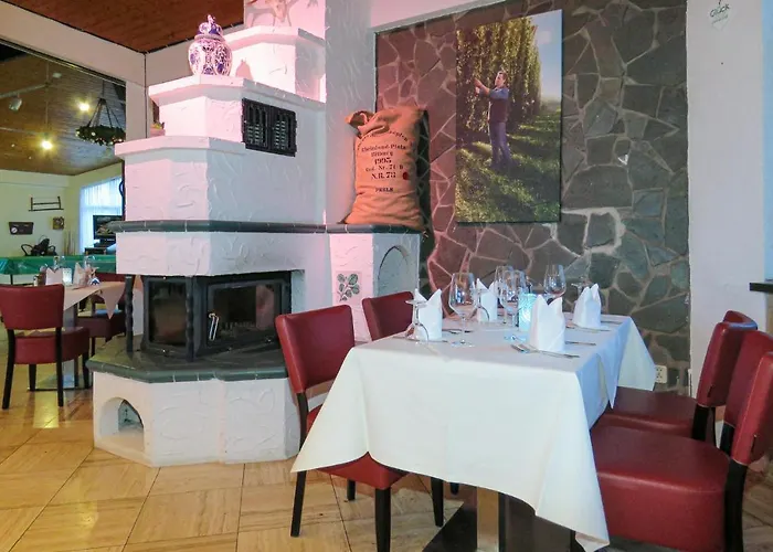 Dom wakacyjny 2 Bedroom Cozy In